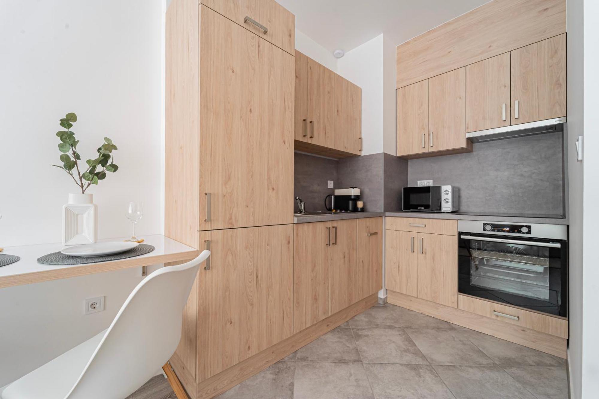 Westside Garden Apartments By Urbanrent Budapest Exterior foto