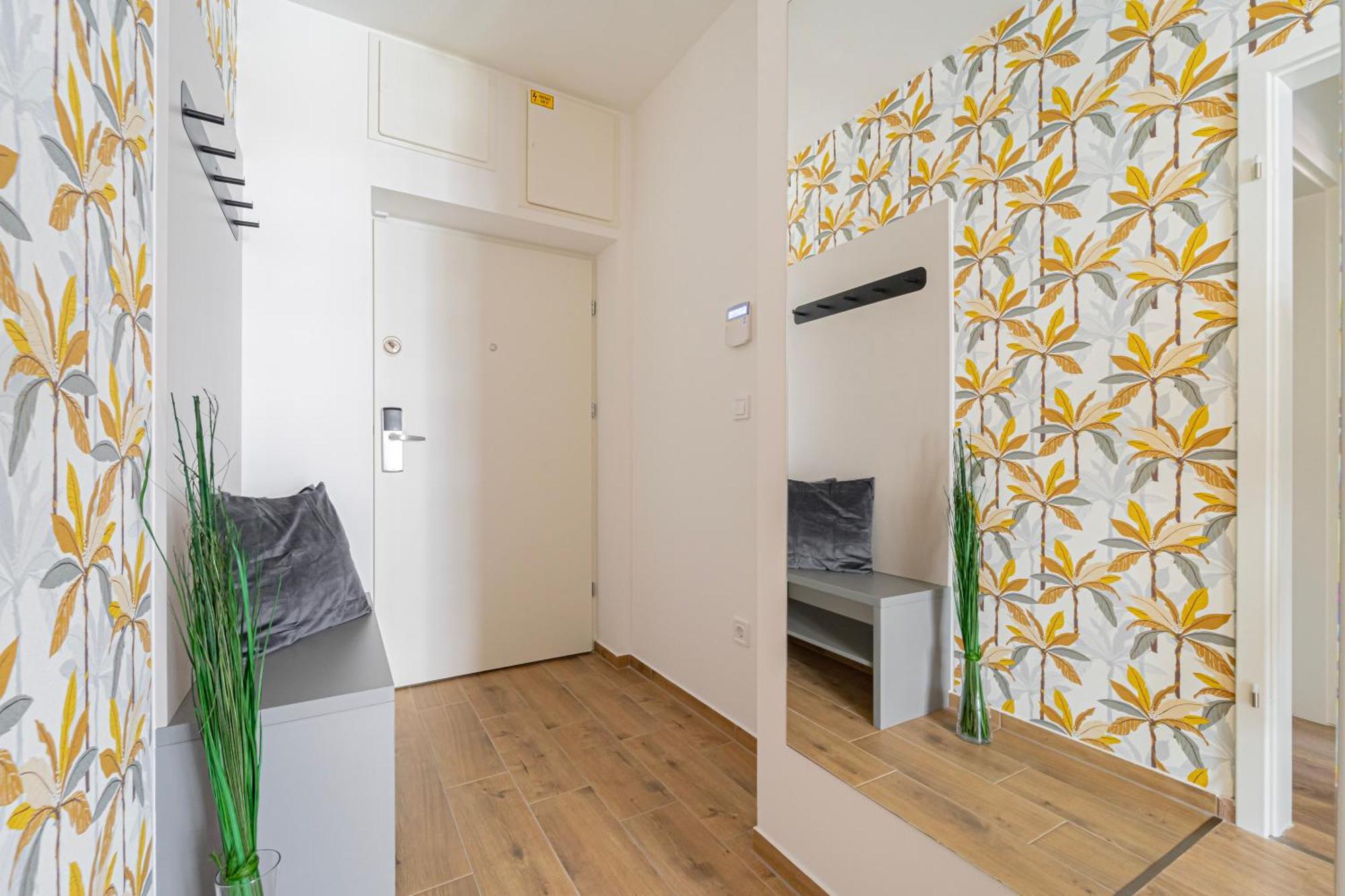Westside Garden Apartments By Urbanrent Budapest Exterior foto